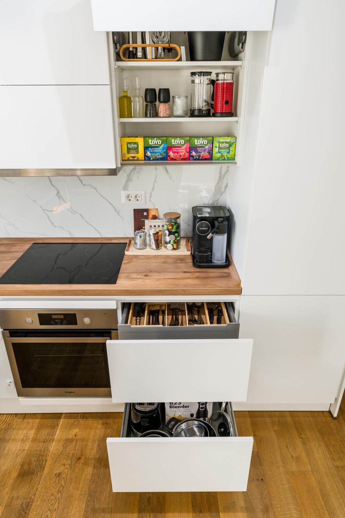 Mido With Private Parking & Self-check-in Apartament Bucureşti