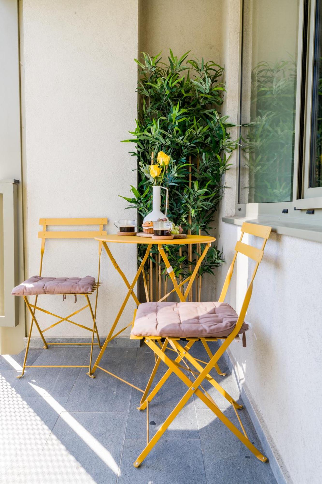 Mido With Private Parking & Self-check-in Apartament